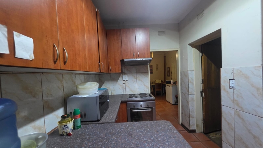 4 Bedroom Property for Sale in Geelhoutpark North West
